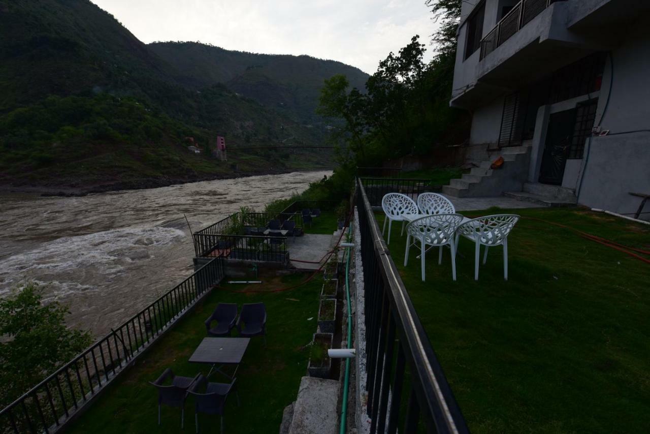 La Orilla Hotel Muzaffarabad Exterior foto